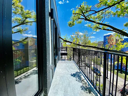 Rented by Lofts and Flats LLC | media 39