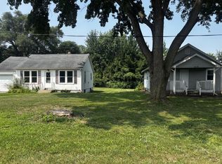 3820-3824 Sandy Hollow Rd, Rockford, IL 61109