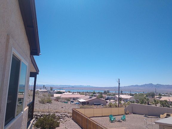 3rd image of 819 Canyon Dr