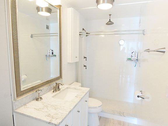5th image of 220 E 65th St APT 24D
