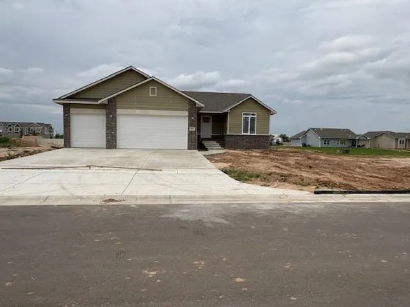 10865 W Sondra St, Maize, KS 67101