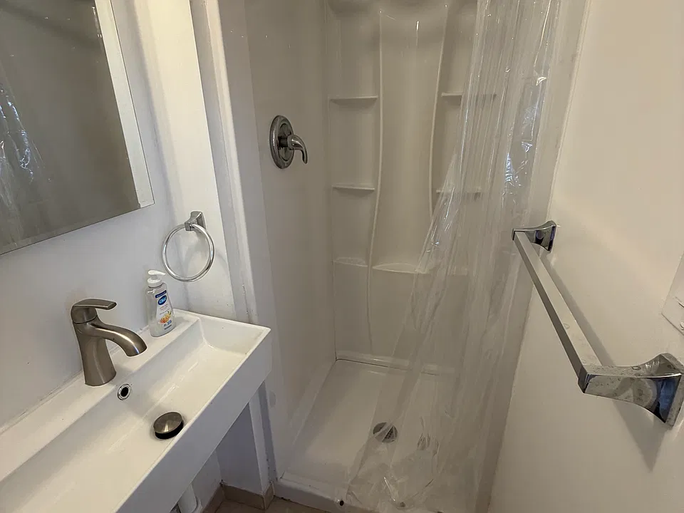 16303 Ria Dr