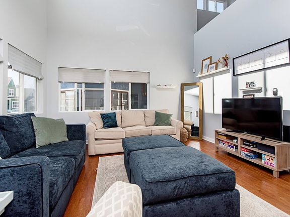 5th image of 606 Parkway Ave