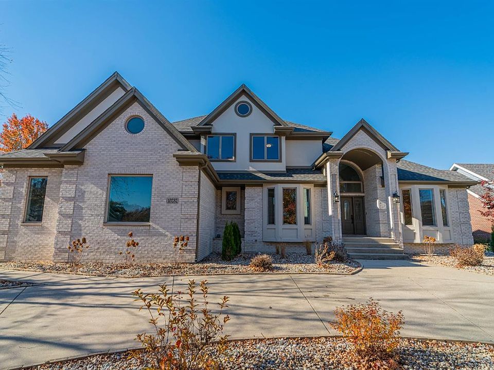 1st image of 10232 Idlewild Ln