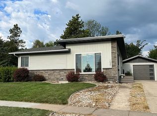 1021 Jonas Blvd, Spearfish, SD 57783