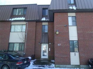 27 Colonel Bell Dr APT 4, Brockton, MA 02301