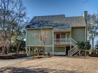 3007 SW Anderson Dr, Oak Island, NC 28465