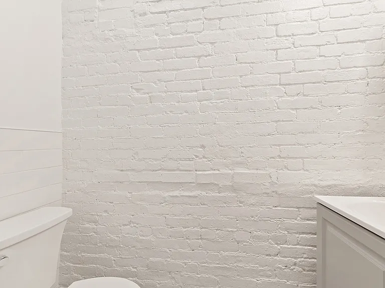 235 Lafayette St #3 — Photo 10