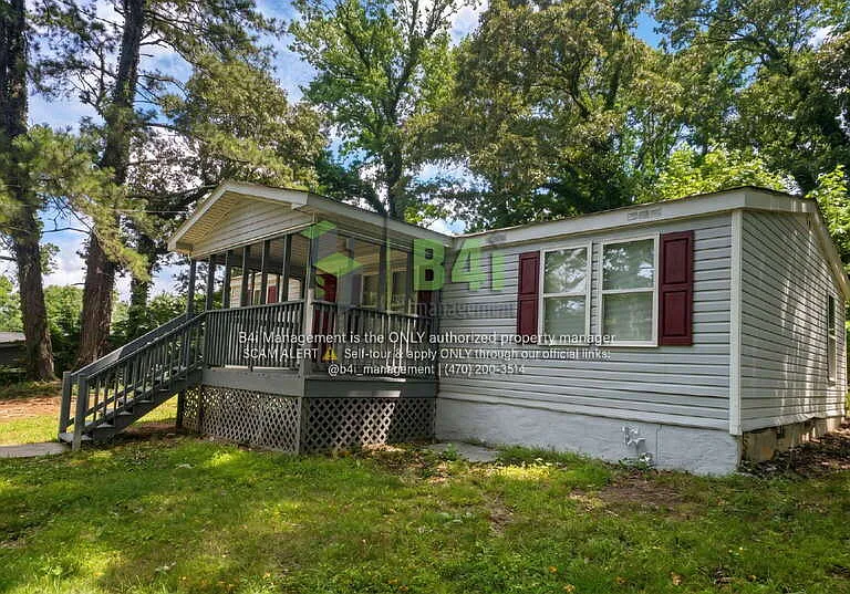 355 Steele Dr — Photo 3