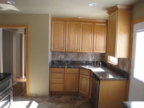 5th image of 3278 E Kenton Dr