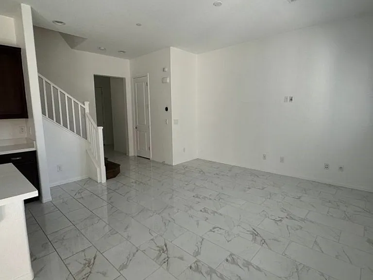 10373 Addie De Mar Ln — Photo 21
