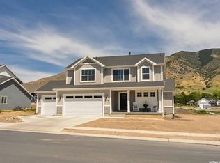 388 S 920 E, River Heights, UT 84321
