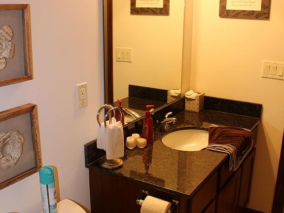 4th image of 2955 W Drexel Ave Unit 401