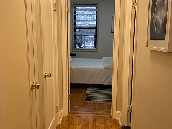 5th image of 6 E 97th St APT 1D