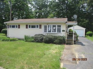 1202 Epworth Cir, Elmira, NY