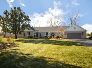 26518 S Mc Kinley Woods Rd, Channahon, IL 60410