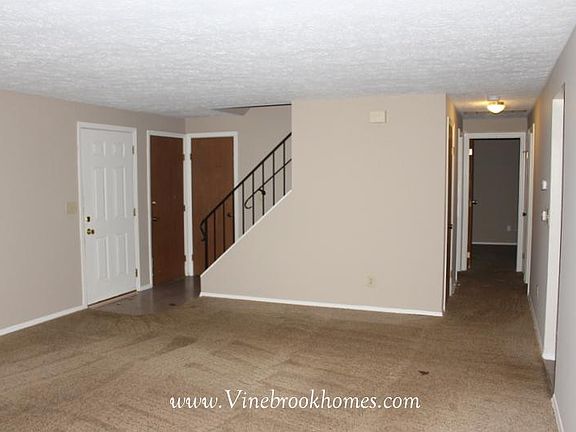 4th image of 8440 Pinegate Way