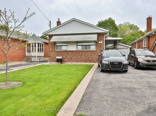 99 Dewey Dr #BASEMENT, Toronto, ON M1R 3K8