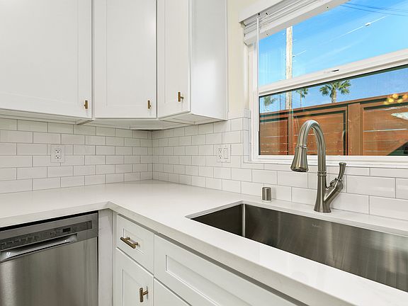 3rd image of 1010 S Tremont St Suite B