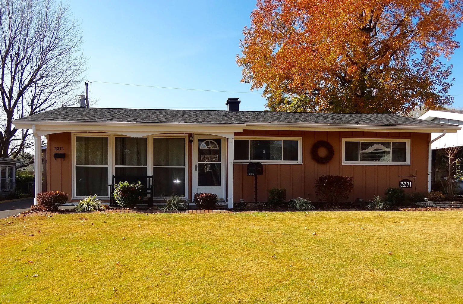 3271 Westchester Dr photo 1