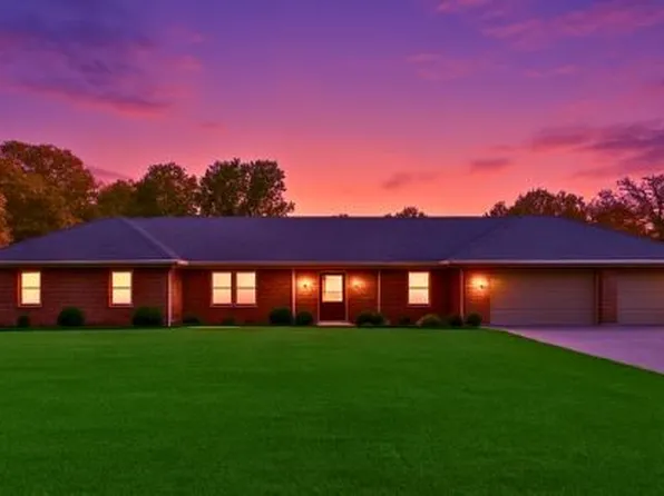 9299 W Forest Hills Dr, Fayetteville, AR 72704