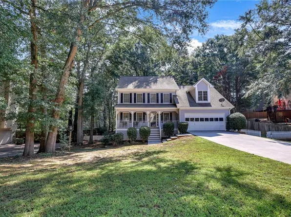 2900 Riverbend Dr, Snellville, GA 30078