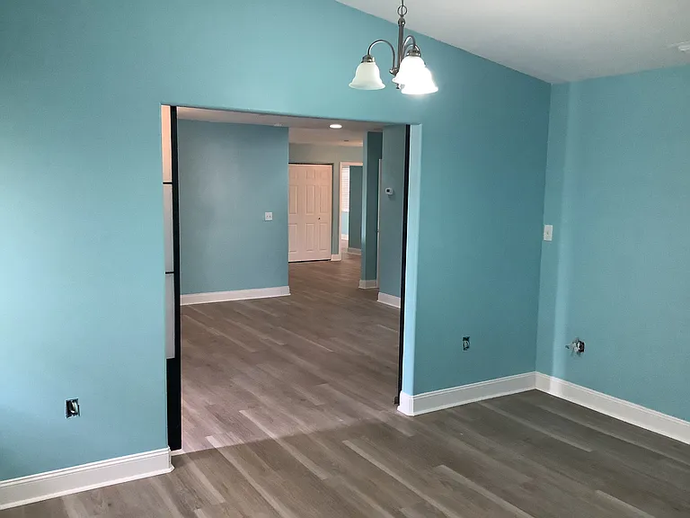 180 Richards Rd — Photo 10