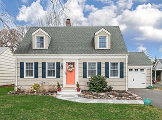 117 Riverview Ave, Little Silver, NJ 07739