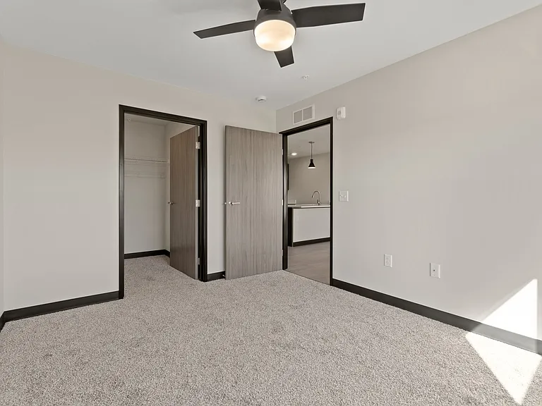 275 Lofts at Kingston Yard — Photo 117