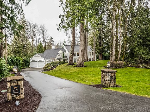2nd image of 5529 231st Ave SE
