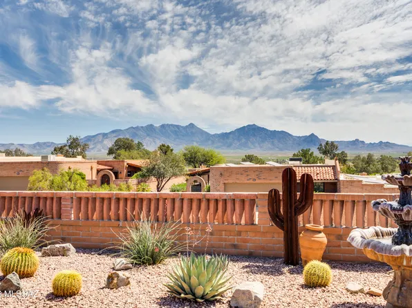 781 W Desert Ridge Dr, Green Valley, AZ 85622