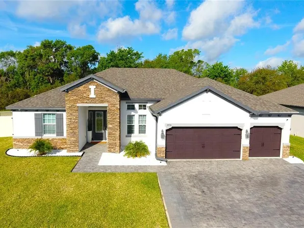 19730 Preservation Woods Dr, Lutz, FL 33558