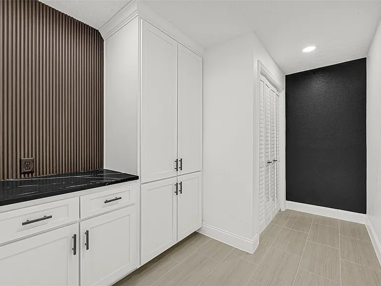 513 Main St — Photo 19