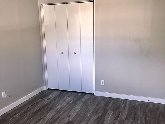 5th image of 5123 N Pearl St