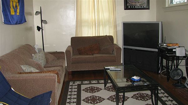 706 living room web