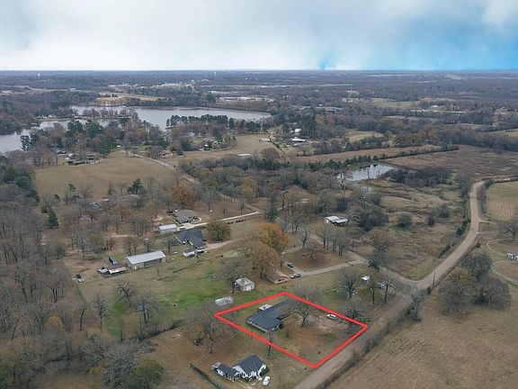 2nd image of 800 County Road 1030