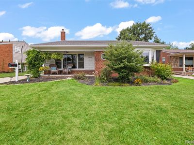 29544 Mark Ln, Livonia, MI, 48152