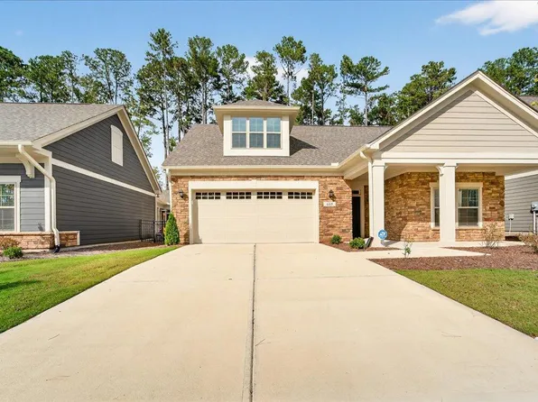 609 Crooked Pine Dr, Cary, NC 27519