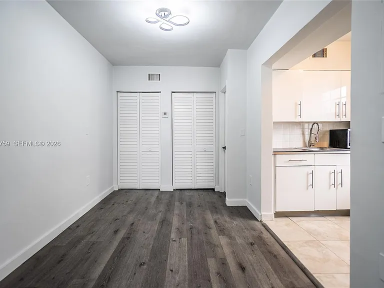 920 Pennsylvania Ave #206 — Photo 6