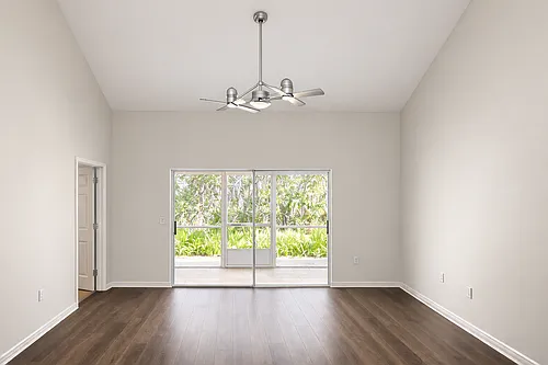 3549 Kings Rd #101 Photo 1