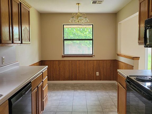 5th image of 1607 NW Black Mesa Dr