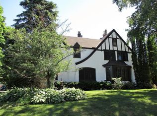 607 Pine St, Manitowoc, WI 54220