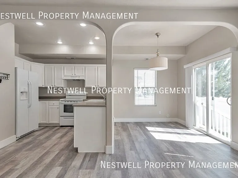 7707 S Yellowwood Ln — Photo 4