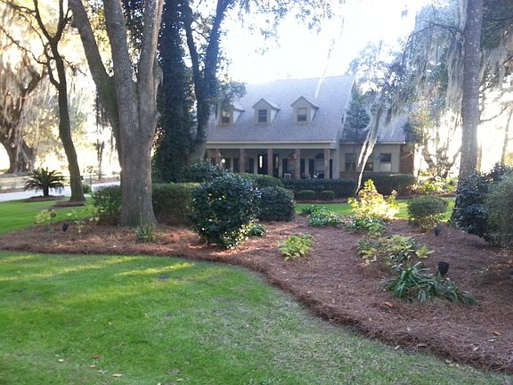 2nd image of 1184 River Dr SW