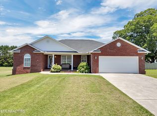 910 Mossy Grove Ln, Maryville, TN 37801