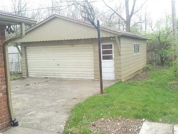 2nd image of 1510 Mary Francis Ct