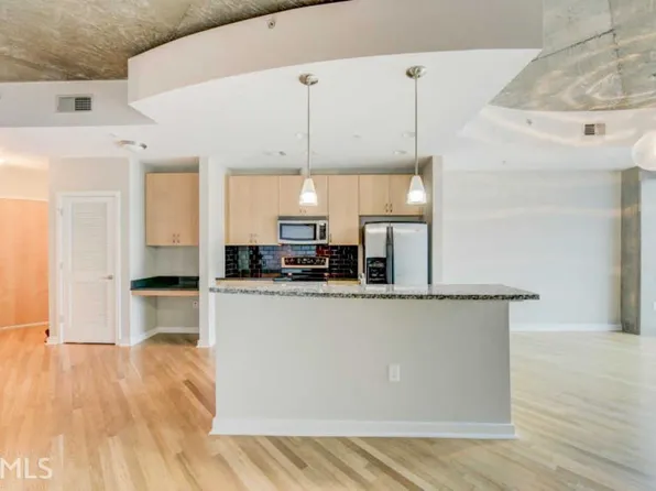 400 W Peachtree St NW Unit 3114, Atlanta, GA 30308