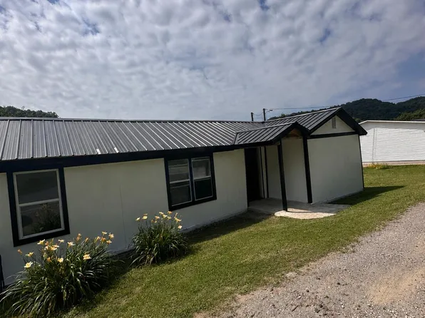 1123 Old 114, Prestonsburg, KY 41653