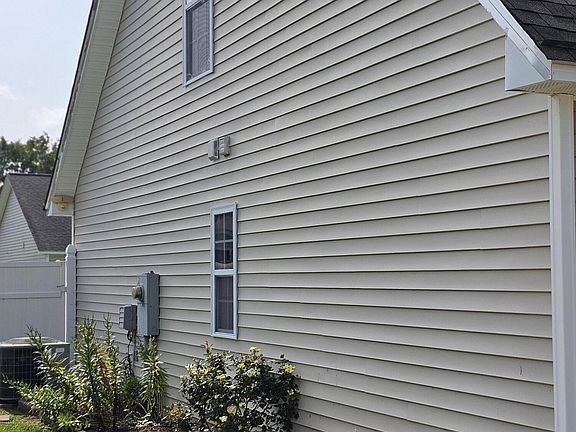 3rd image of 2305 Sadler Drive #A