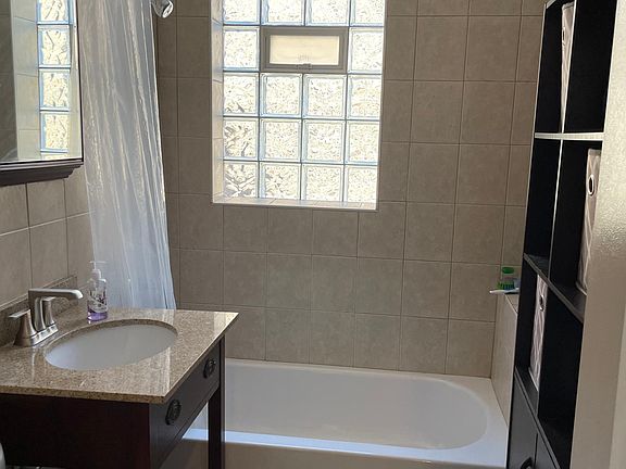 4th image of 4333 S California Ave #2